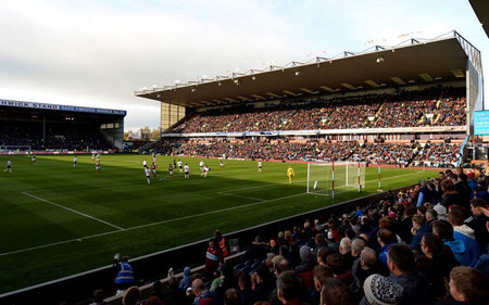 热刺则紧随 热刺则紧随